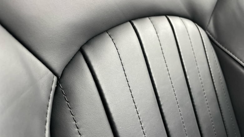 MINI Hatchback 135kW Cooper S Level 3 33kWh 3dr Auto Electric Hatchback